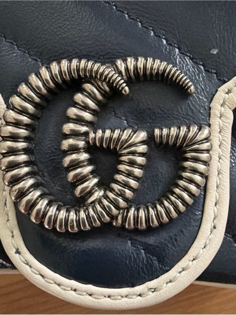 Gucci Navy Quilted Crossbody Marmont with Cream Trim and Signature GG - Picture 12 of 12